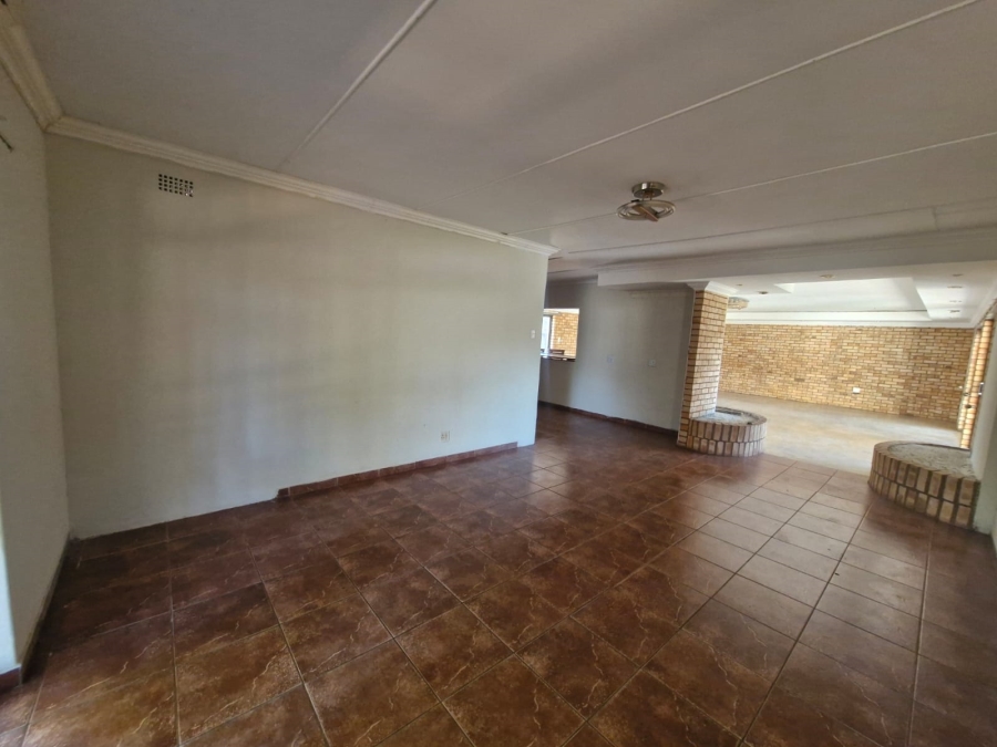To Let 3 Bedroom Property for Rent in Kathu Northern Cape
